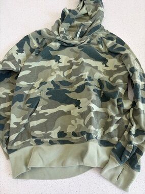 Boy’s Camo Hooded Sweatshirt- Green